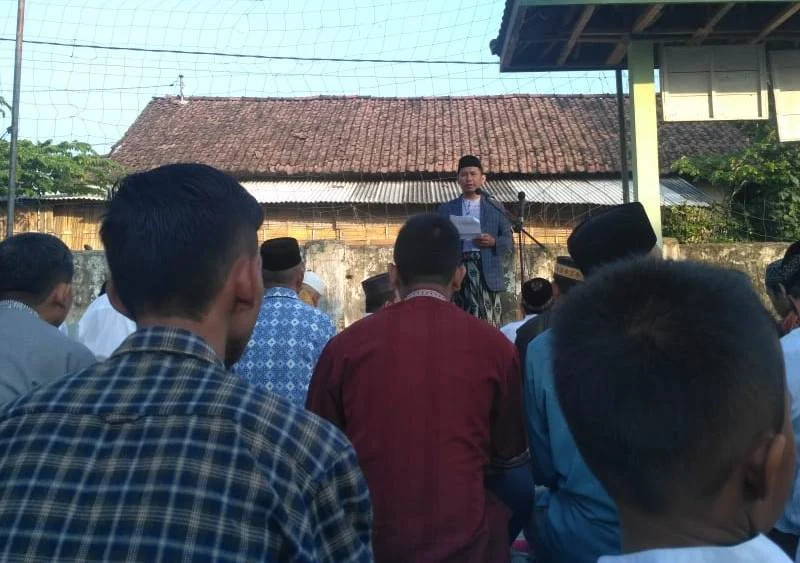 Usai Ramadhan Gantungkan Hidupmu kepada Allah, Jangan Hanya kepada Internet