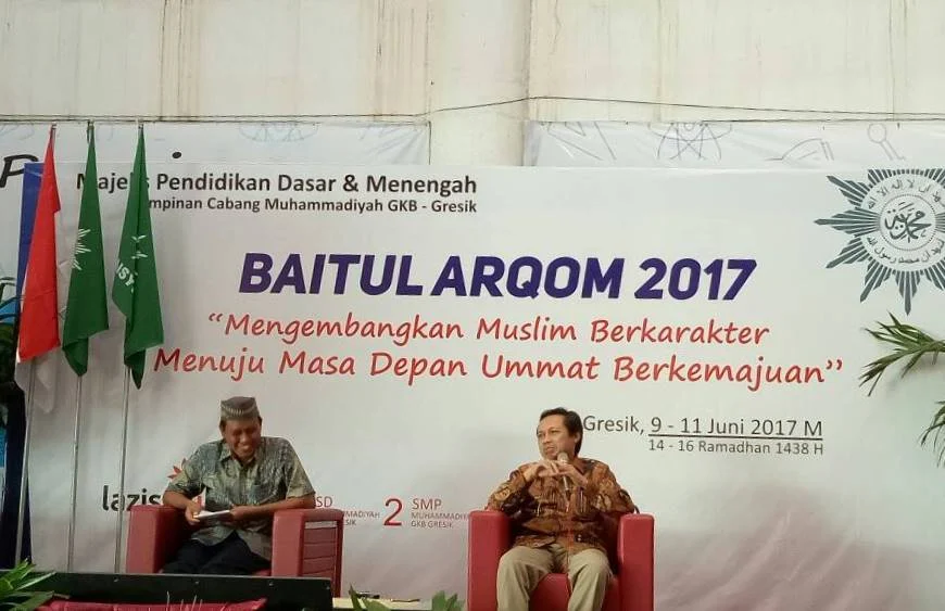 Tingkatkan Ketaqwaan Guru dan Karyawan Sekolah Muhammadiyah di GKB