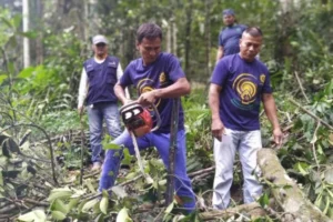 PCIM Malaysia Baksos Perbaiki Surau dan Tandas Umum