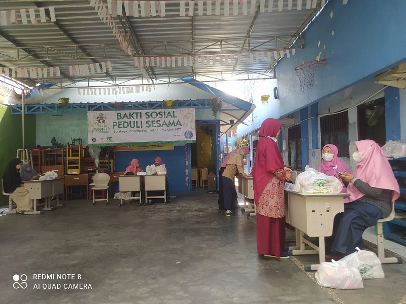 SDM 24 Surabaya Bagikan 225 Paket Sembako