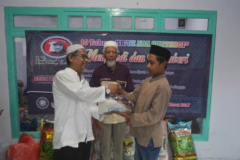 Kepedulian TK ABA Ketangi pada Warga di Kaki Gunung Bromo