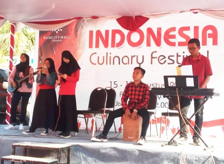 Dengan Kebyar-Kebyar dan Bendera, Festival Kuliner Makin Nyamleng