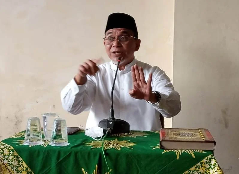 Ngaji Kristologi Bersama Ustadz Bangun Samudra di PCM Lakarsantri