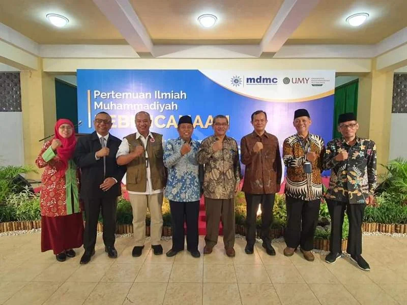 Tanaman Pesisir Cegah Gelombang Tinggi Tsunami