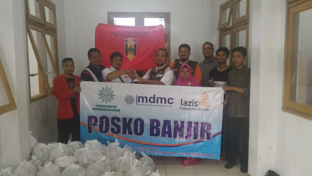 Meski Air Mulai Surut, Bantuan Kemanusiaan Masih Dibutuhkan Korban Banjir Bungah Gresik