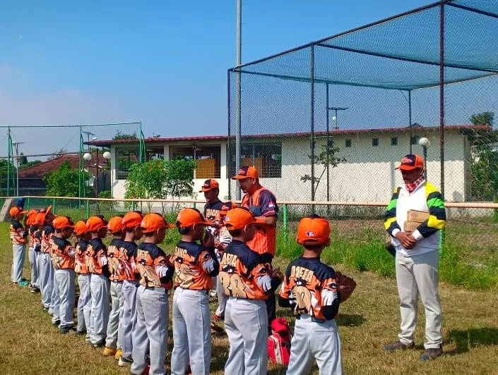Wakil Bupati Pun Jadi Suporter Heboh Turnamen Baseball Mudipat