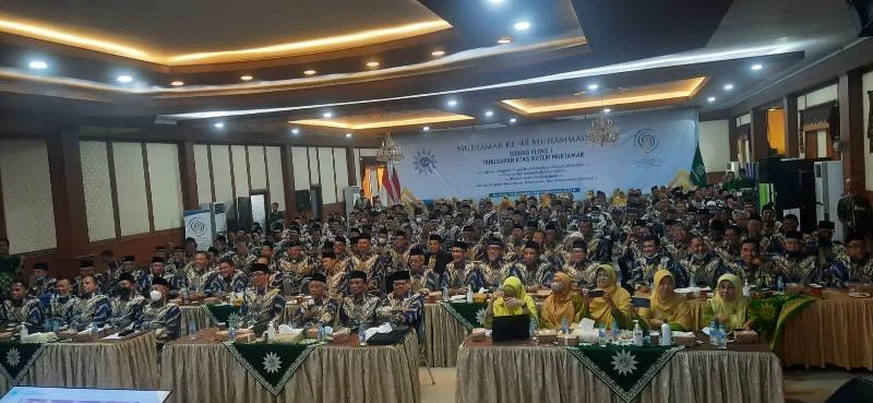 Batik Muktamar Jatim Menarik Perhatian Dubes, Begini Komentarnya
