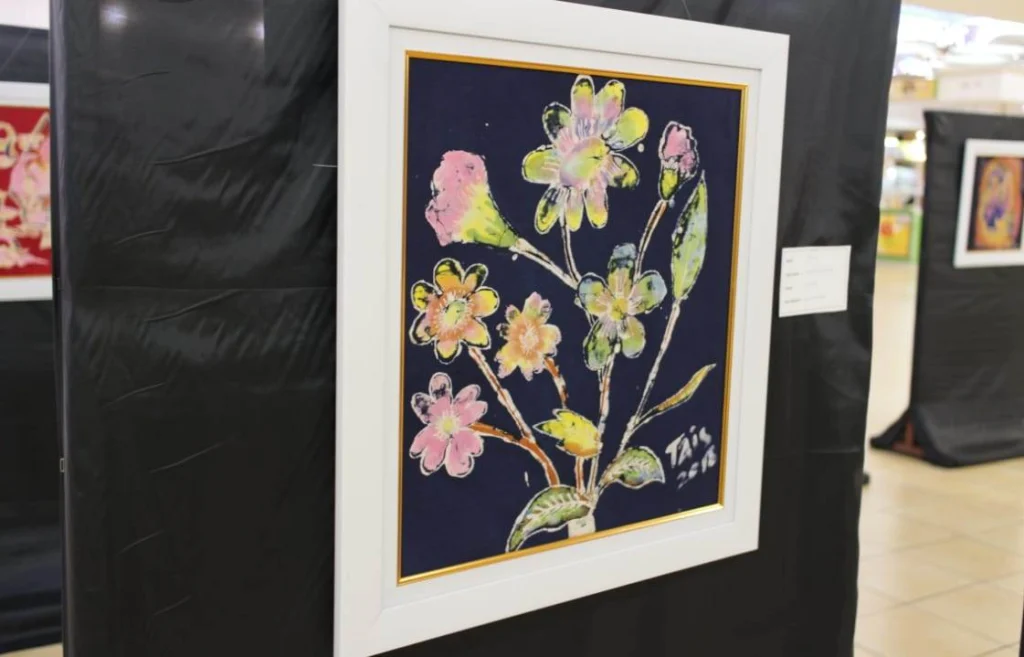 Dalam Lukisan Batik Itu Ada Pesan Harmoni Kehidupan