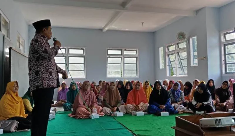 Buka Sekolah Baru di Pulau, Langsung Diminati Warga