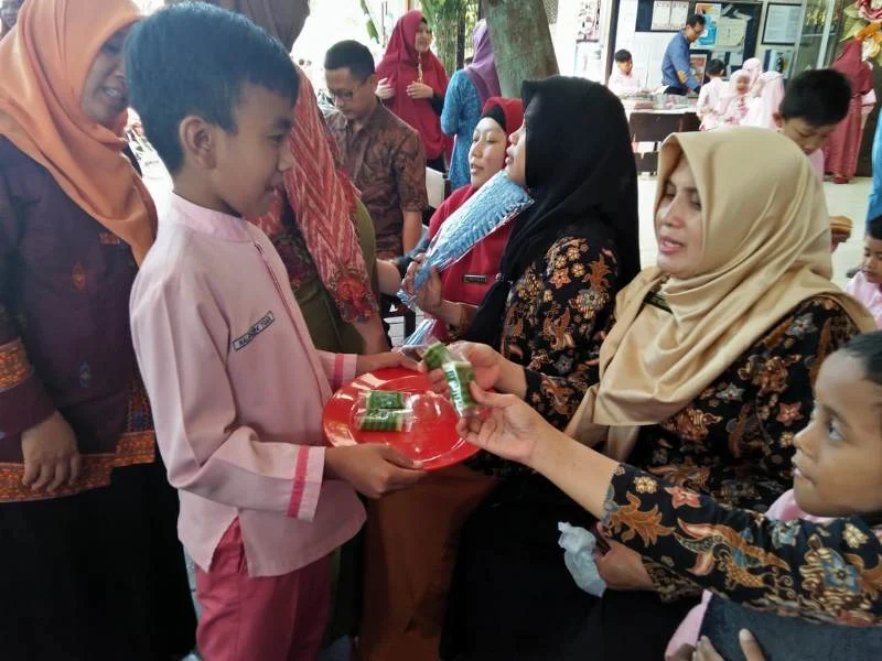 Bazar Sekolah Digelar, Keuntungan Disumbangkan ke Korban Gempa Lombok