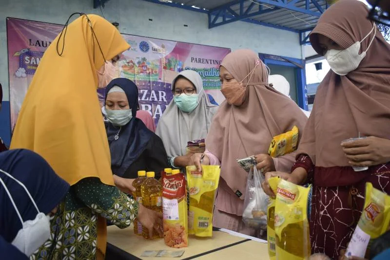 Bazar Foswam Jual Minyak Goreng Langsung Ludes