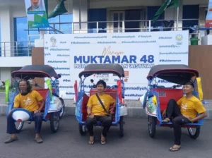 Becak Listrik Layani Tamu Muktamar Jalan-Jalan ke De Tjolomadoe