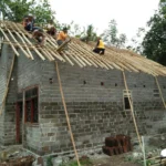 Bapak 7 Anak Ini Kini Punya Rumah setelah Dibuatkan Muhammadiyah Jiwut