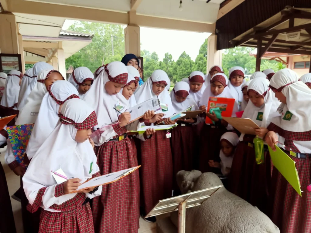 Museum Trowulan Jadi Ajang Belajar Siswa Berlian School