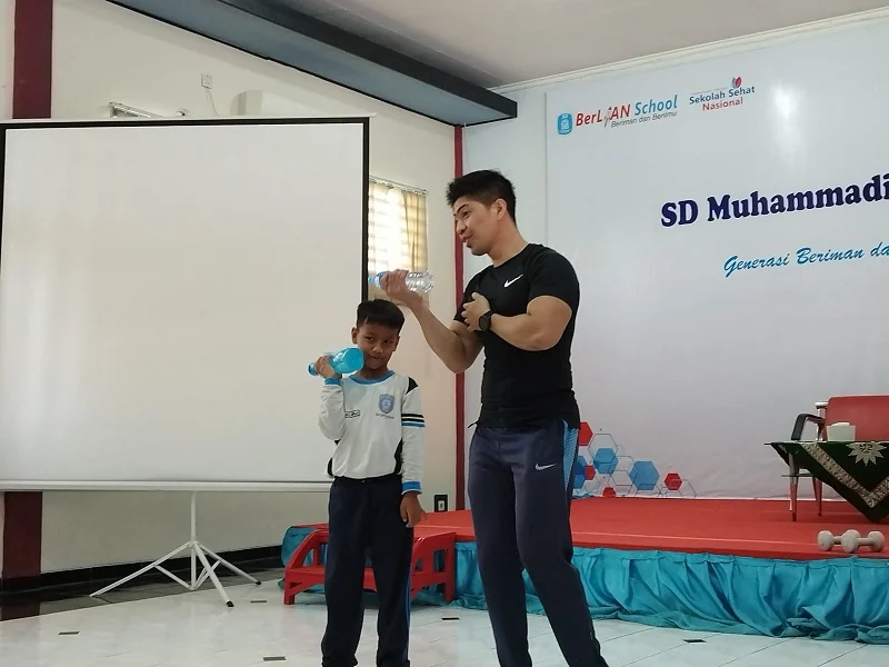 Berlian School Datangkan Trainer Gym di Acara Guest Teacher