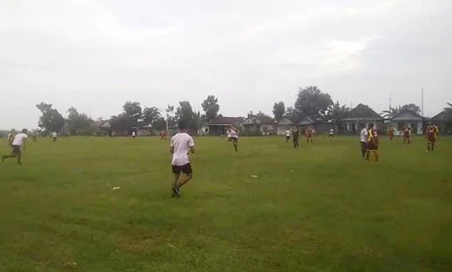 Dua Ortom Main Bola, Begini Serunya