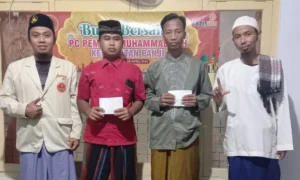 Pemuda Muhammadiyah Panji Santuni Yatim
