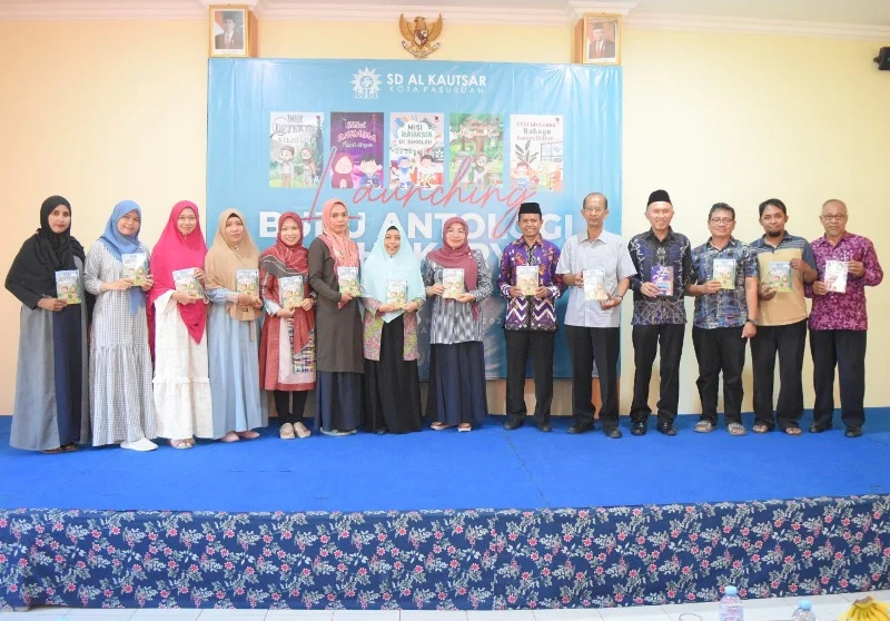 Lima Buku Karya Siswa SD Al-Kautsar Diterbitkan