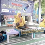 Ibu-Ibu Jadi Heboh ketika Diajari Menulis Cepat Lewat Voice HP