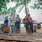 Chadar Band SD Mutu Bawean Meraih Penghargaan di Accoustic Music Festival