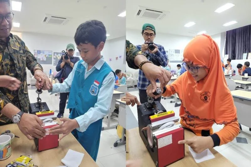 Belajar Cetak Mug dari Guest Teacher