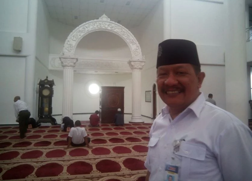 Istiqamah 6 Tahun Jadi Muadzin Shalat Dzuhur, Pak Didik Rasakan Keberkahan Hidup