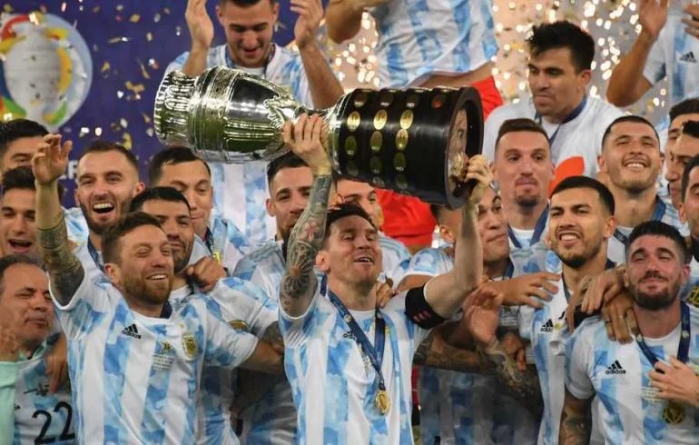 Messi Akhiri Kutukan Argentina, Italia Kudeta Wembley