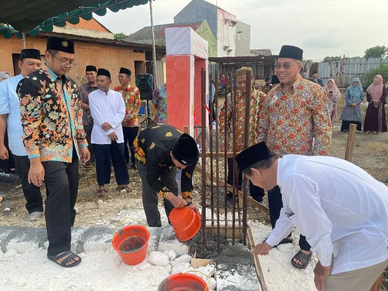 Pembangunan Masjid Al-Qolam Smamsatu Gresik Dimulai