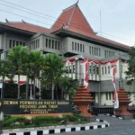 Kursi DPRD Jatim, Caleg Ini Berpeluang Lolos