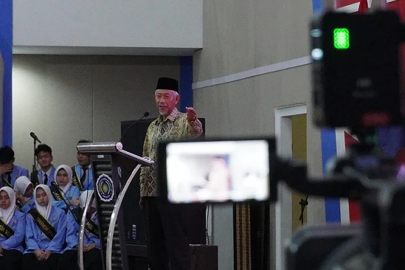 Ketua PWM Jatim Dorong Guru Ismuba Kuasai Bahasa Asing