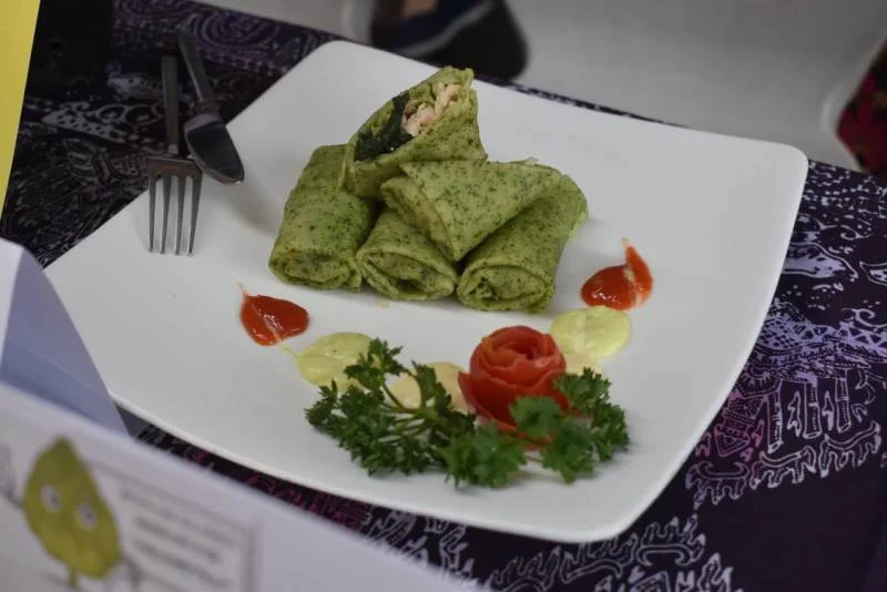 Usai Panen Sayur Hidroponik, Diubah Jadi Makanan Lezat oleh Wali Murid