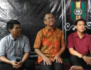 Ketika Dahlan Iskan Sambangi Sekretariat IPM Semampir, Begini Reaksi Kader Muda Muhammadiyah