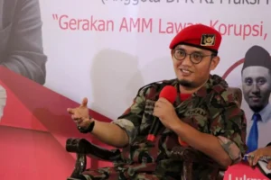 Puisi Ketua Umum PP Pemuda Muhammadiyah Dahnil Anzar untuk Bangsa Pemburu Rente