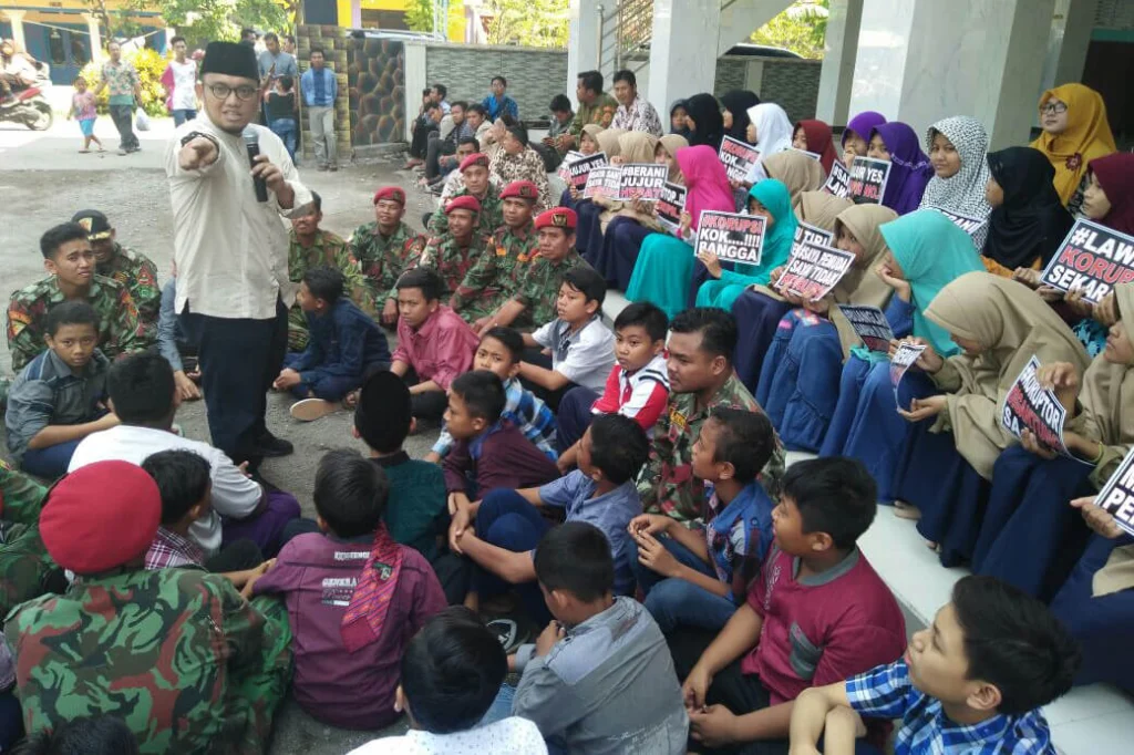 Berani Nyontek Berani Tak Naik Kelas: Gerakan Kejujuran di Pesantren Antikorupsi Pertama di Sidoarjo