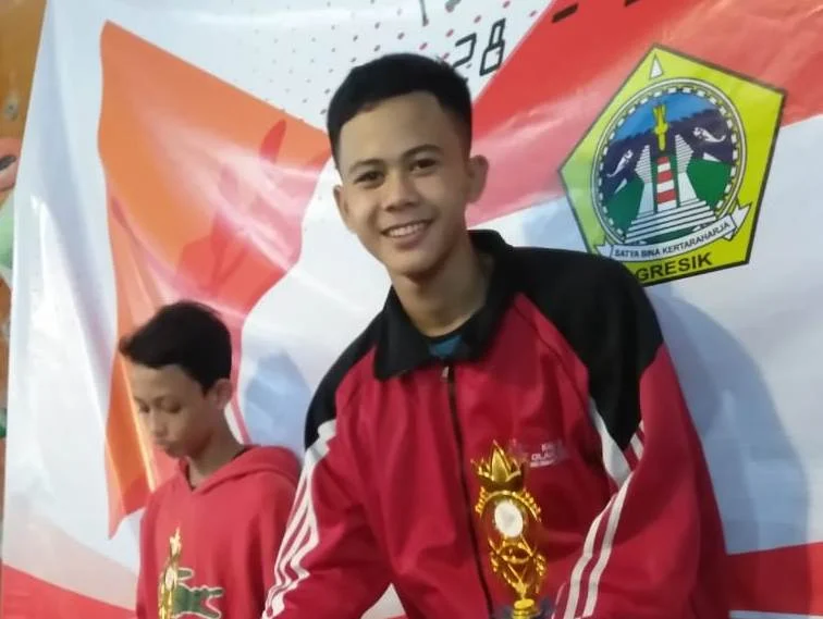 Siswa SMAM 8 Ini Dominasi Perolehan Skor Final Panjat Tebing