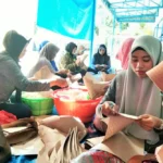 Banjir Gresik Selatan, Nasyiah Bantu lewat Dapur Umum