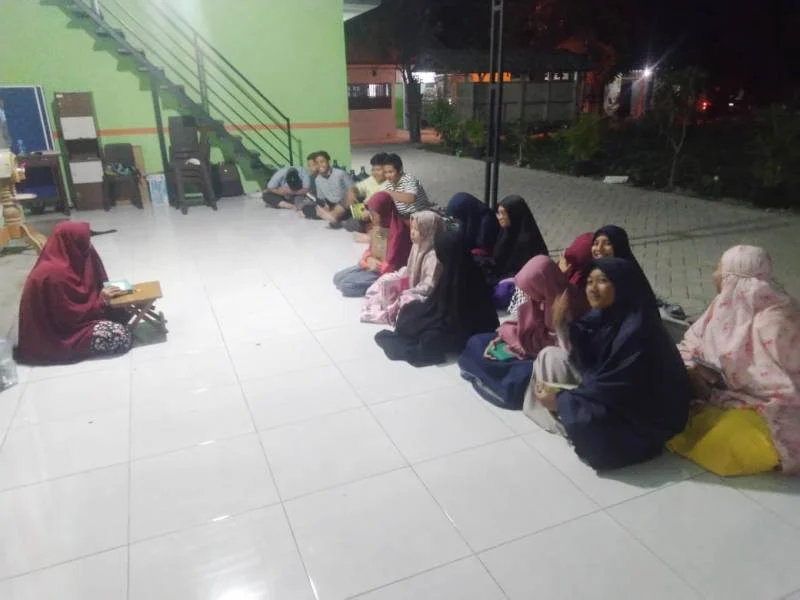 Usai Tahfidh di Madrasah, Ikuti Dauroh dengan Target 5 Juz