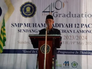 Sambutan Kiai yang Getarkan Jiwa Wisudawan