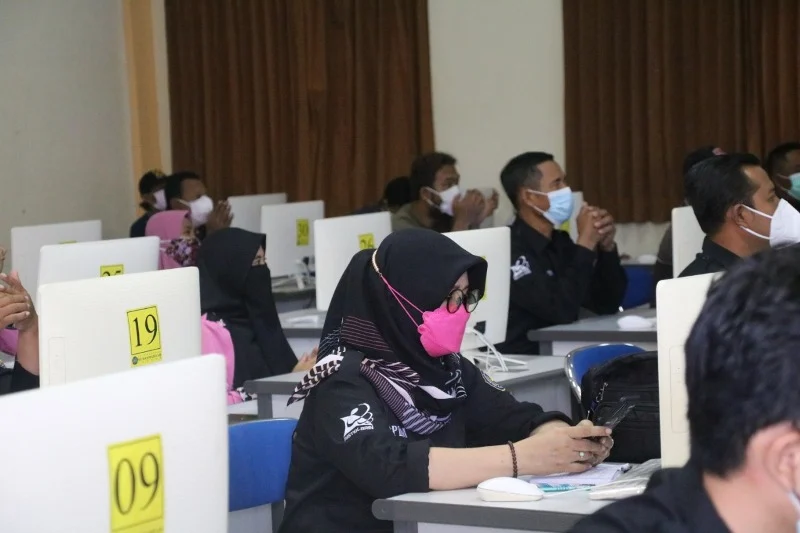 UM Jember Kenalkan Aplikasi Kesehatan ke Warga Desa