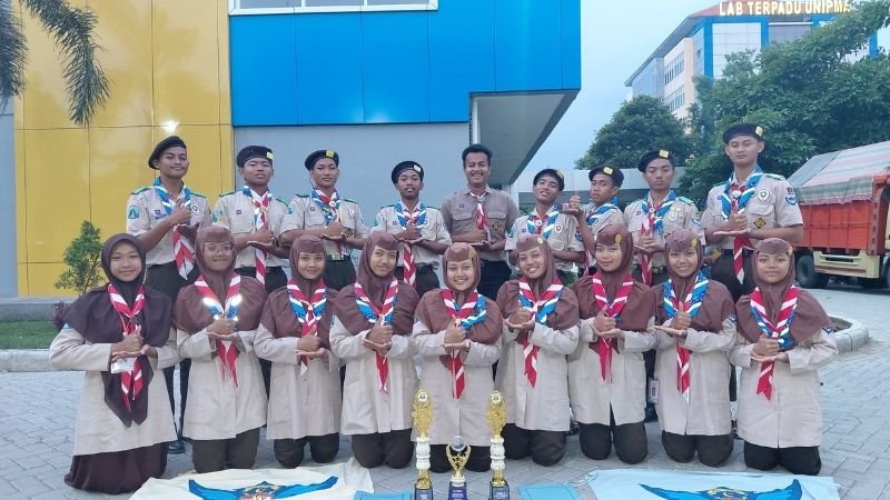 LKBB Putri Al-Ishlah Sendangagung Juara Satu di Penegak Kreasi XIV se-Jatim