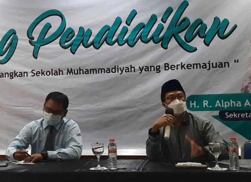 Dialog Pendidikan Smamda Surabaya, Begini Ulasannya