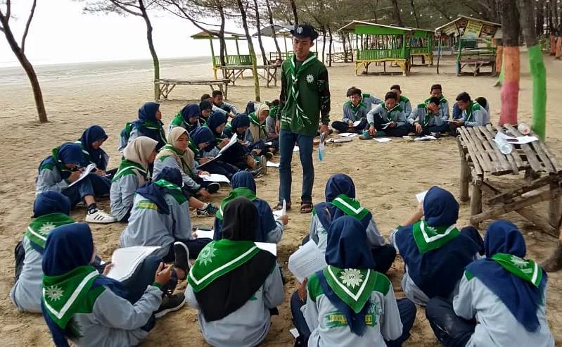 Sesi Pelatihan Menulis, Pandu HW Diminta Membuat Berita