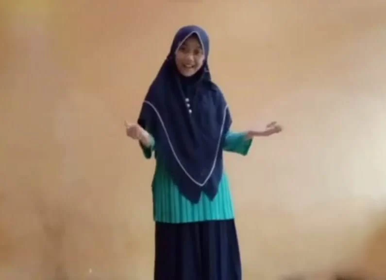 Dita Nur Aulia dari Smamda Juara Pidato