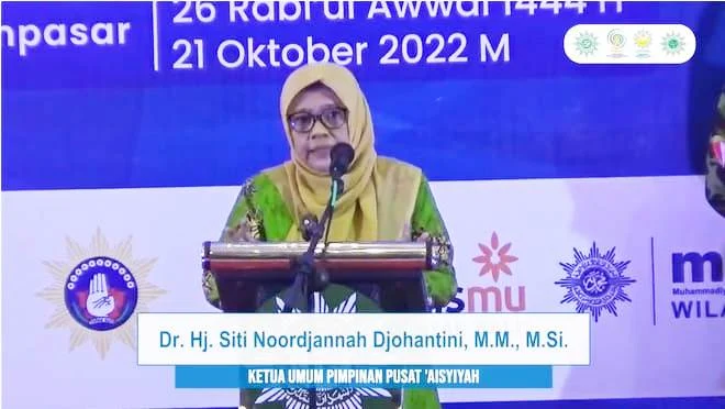 Derajat Perempuan Bisa Diukur dari Tiga Ini