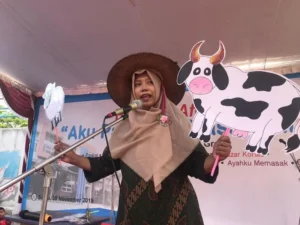 Ribuan Siswa Terpesona dengan Dongeng Kelinci di Berlian Afest