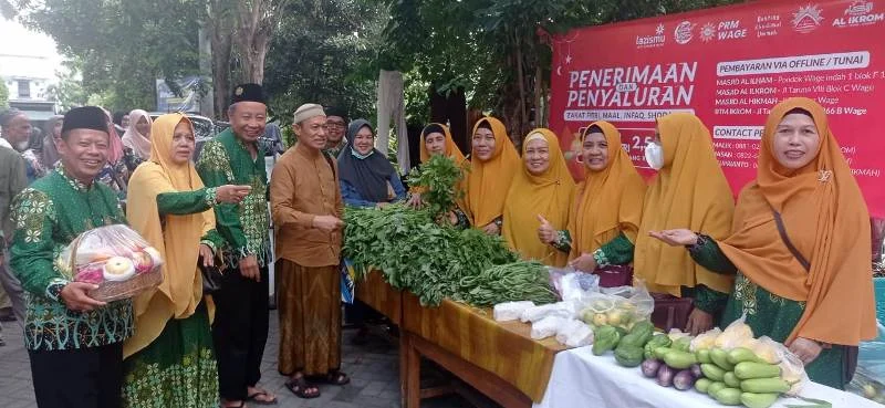 Usai Pengajian di Masjid Ikrom Dapat Doorprize