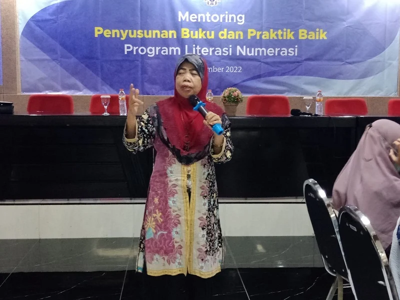 Majelis Dikdasmen PWM Jatim Mentoring Penyusunan Buku Praktik Baik