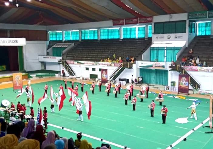 Drumband Gita Surya Juara Umum di Turnamen se Jawa Timur
