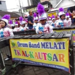 Drumband TK Al-Kautsar Bikin Gemas Penonton