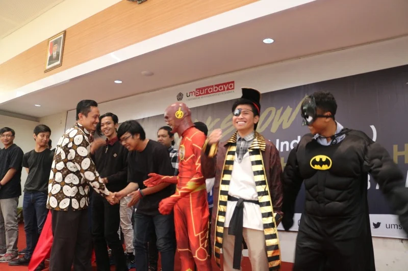 Pahlawan Video Games Hadir di UMSurabaya